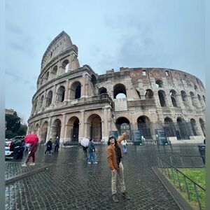 Meet your Posher, Emanuel